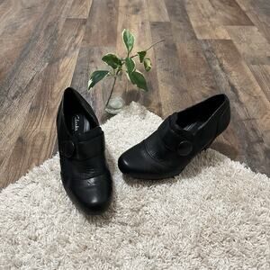 Clarks Size 7.5 M Black Leather Ruby Glam Victorian Heel Ankle Booties Shoes